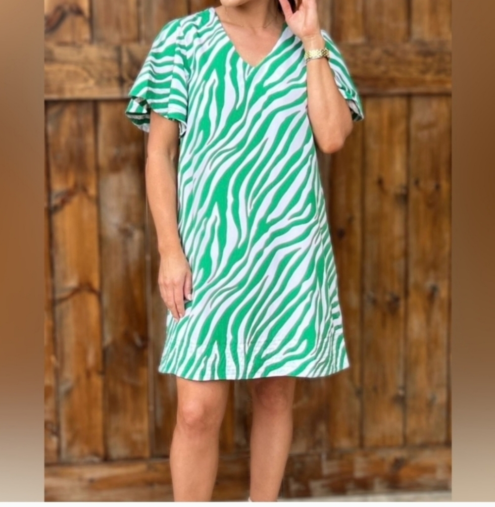 VOY NWT Pink Zebra Print Flutter Sleeve Shift Dress Small - Picture 3 of 13